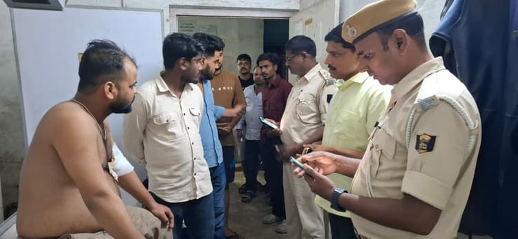पूर्णिया शहर में कटिहार के दो युवकों पर गोलीबारी की पुलिस ने करायी एफएसएल जांच