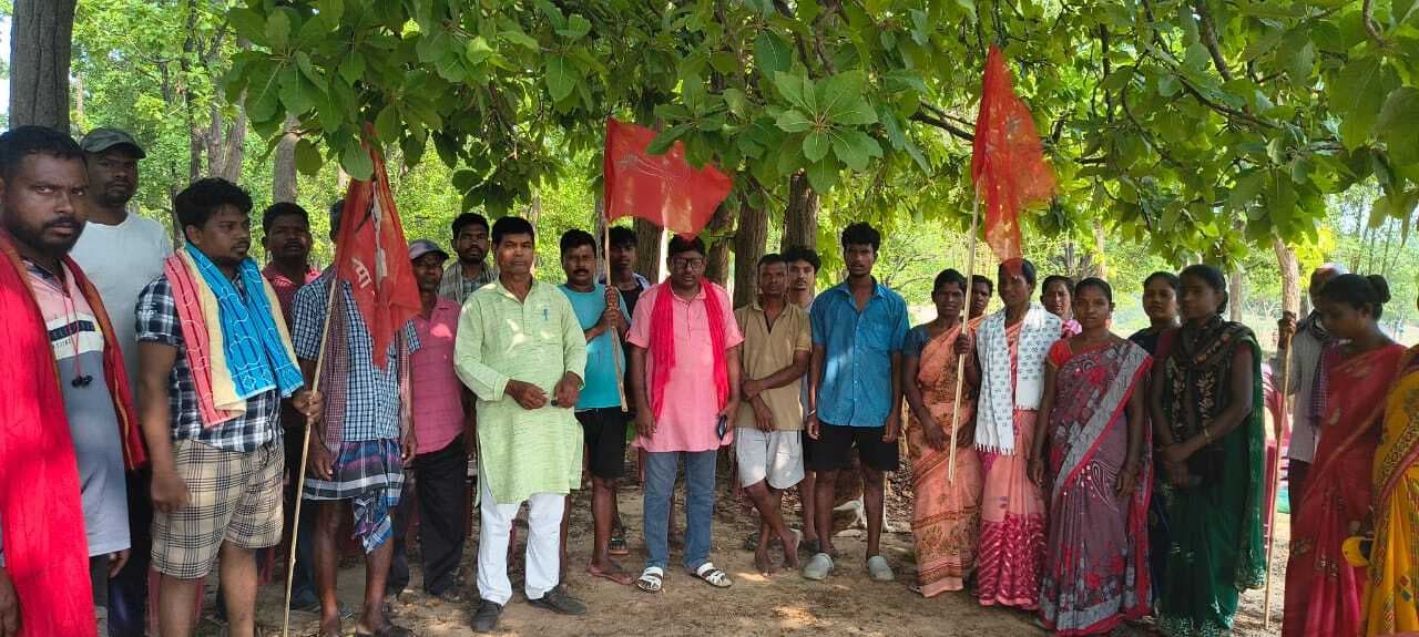 Giridih News : सिकरूडीह में भाकपा माले लोकल कमेटी का सम्मेलन