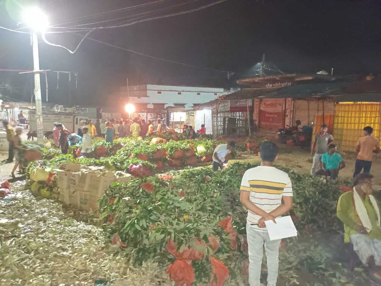 पूर्णिया की फिजा में घुल रही रसीली लीची की मिठास, रोजाना हो रहा पांच लाख का कारोबार