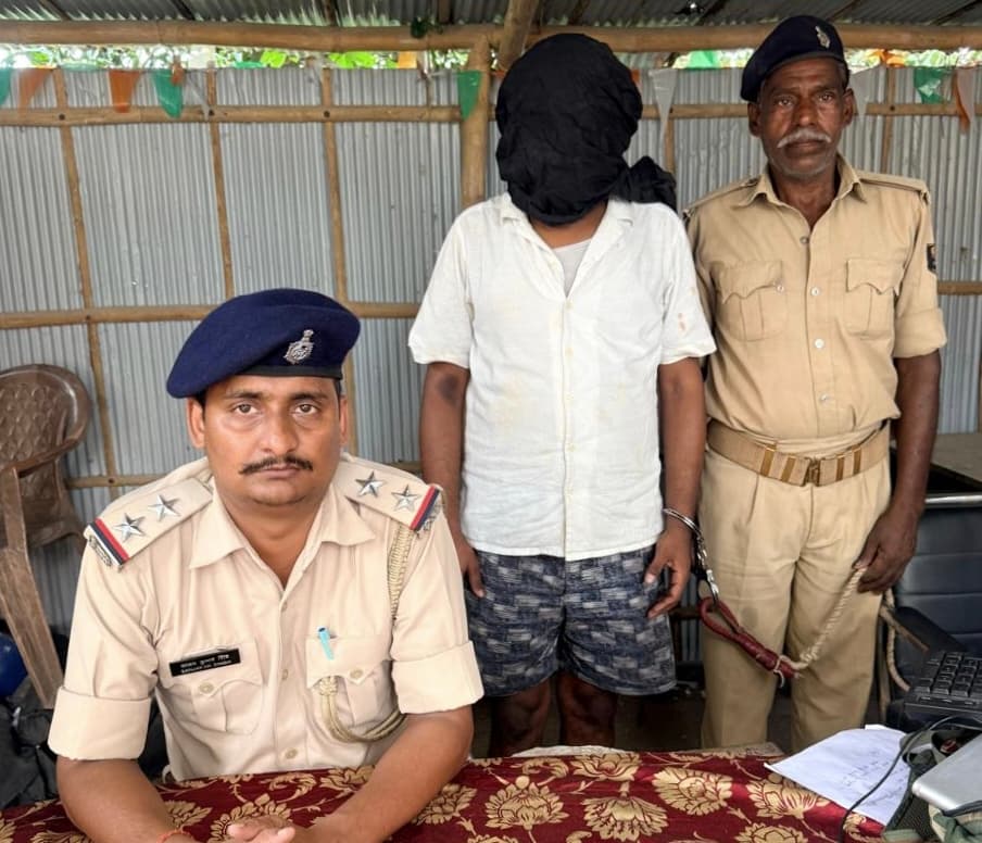 कटिहार पुलिस ने भू-माफिया आनंद कुमार सिंह को किया गिरफ्तार