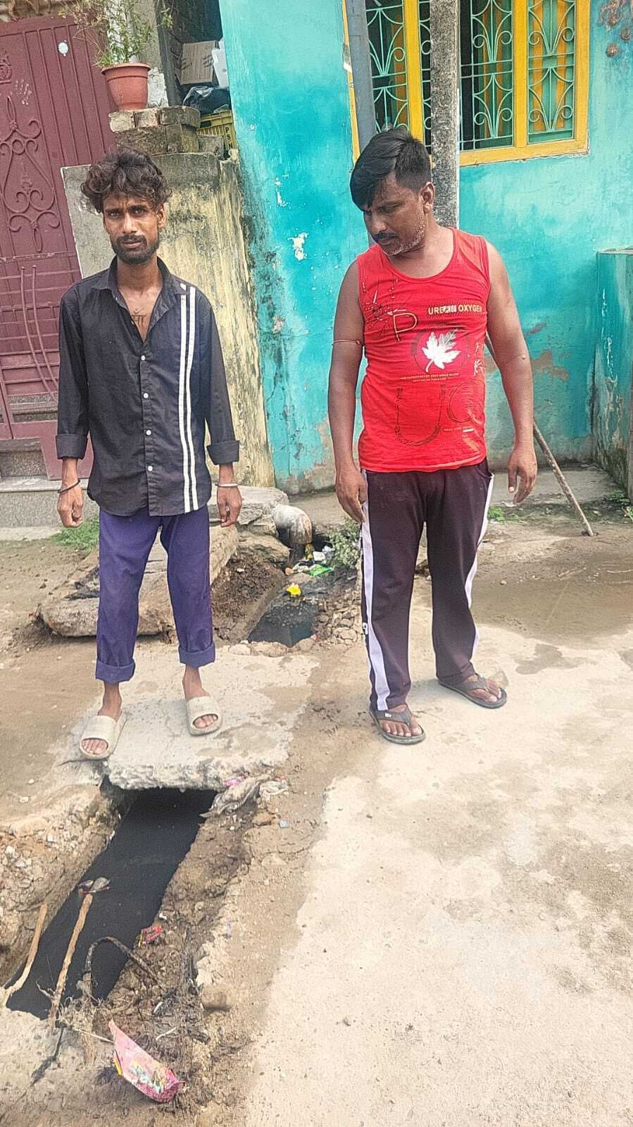 मेयर की पहल पर चार दिन बाद नाले की साफ सफाई शुरू