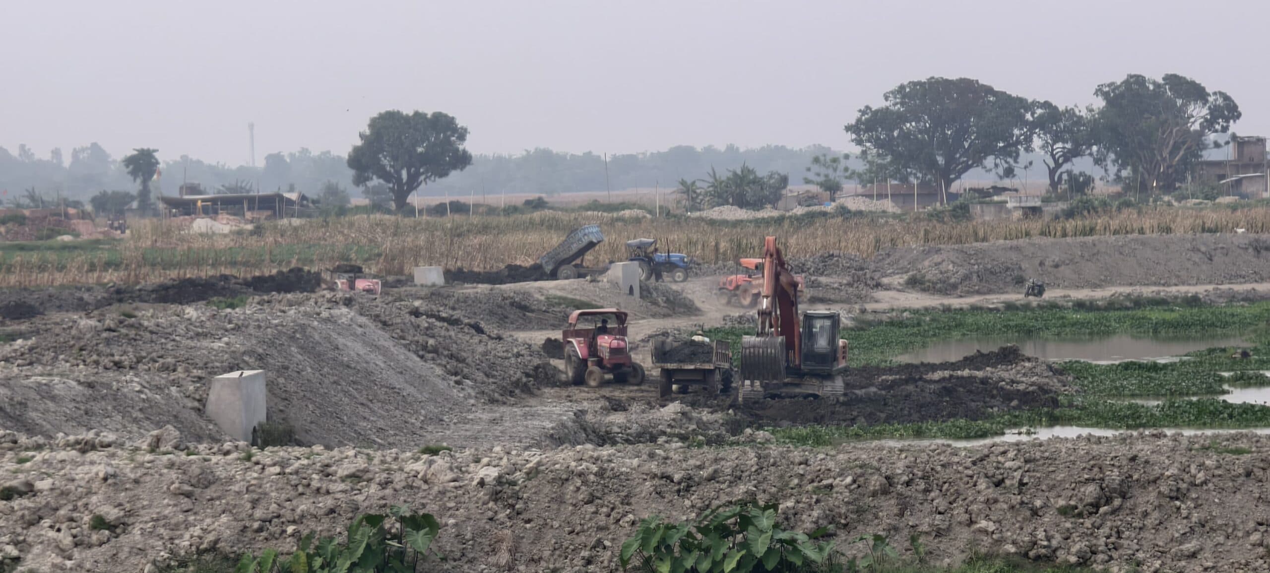 82 लाख से हो रहा बुधोलमनी पोखर का सौंदर्यीकरण