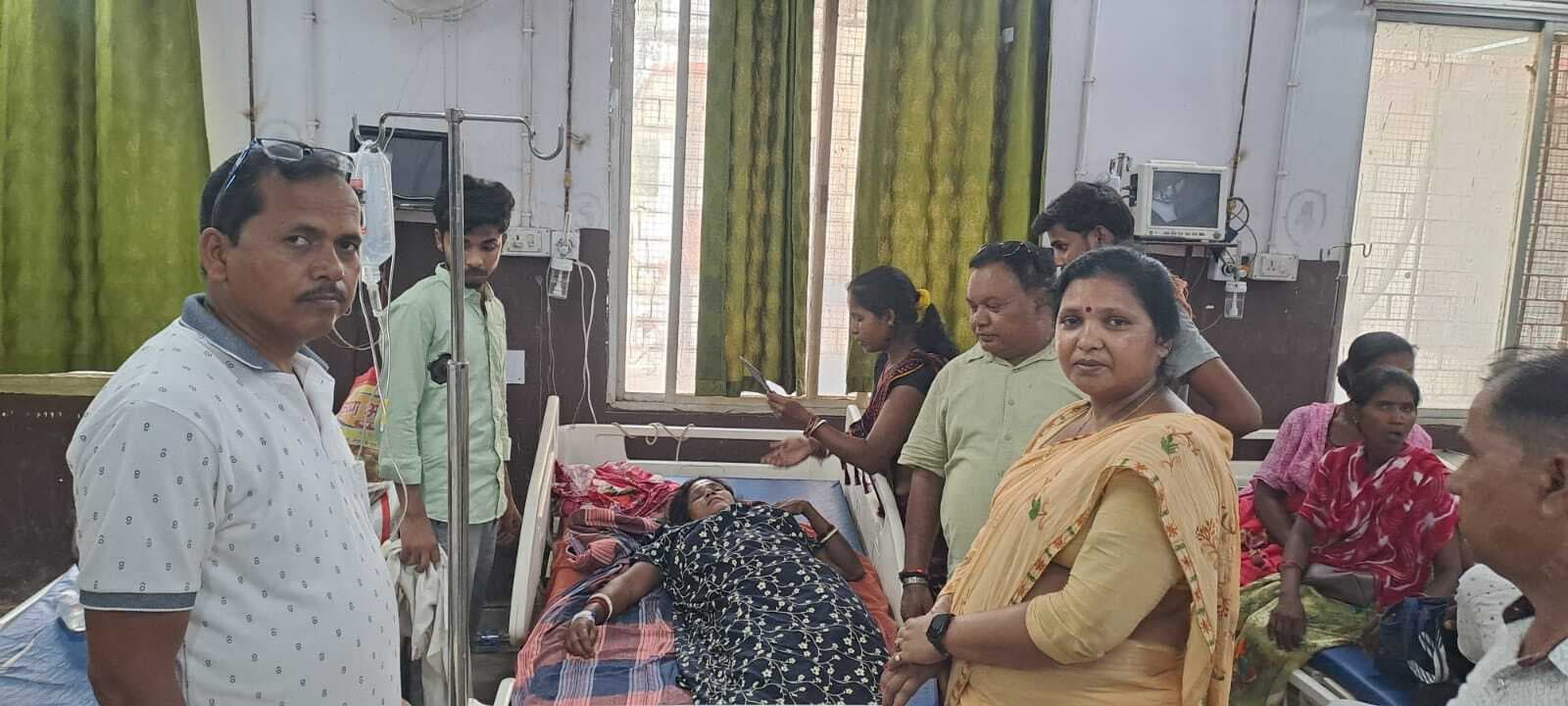 आंगनबाड़ी सहायिका को ड्यूटी के दौरान दिल का दौरा, गंभीर स्थिति में भर्ती