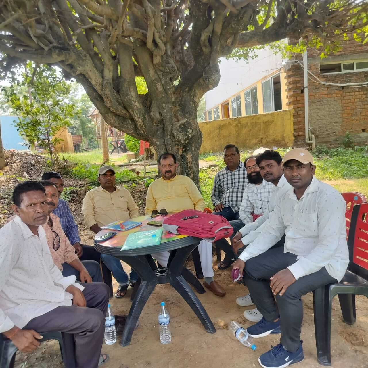 विधिक जागरूकता शिविर को लेकर बैठक