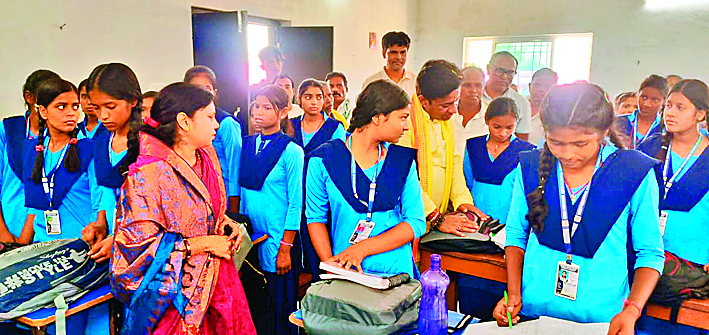 Bhagalpur news विधायक ने किया विद्यालयों का निरीक्षण