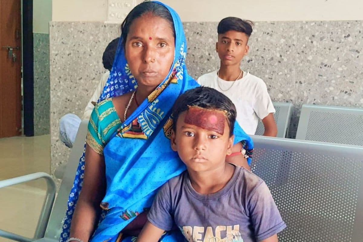 कटोरिया में स्कॉर्पियो के धक्के से पहली कक्षा का बच्चा घायल, इलाजरत