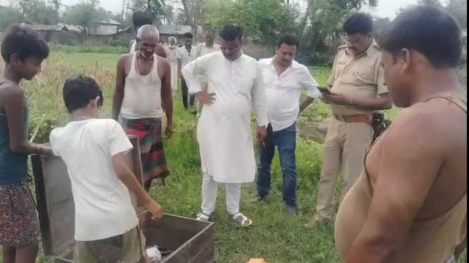 दो घरों से नकदी समेत कीमती सामान की चोरी, जांच में जुटी पुलिस