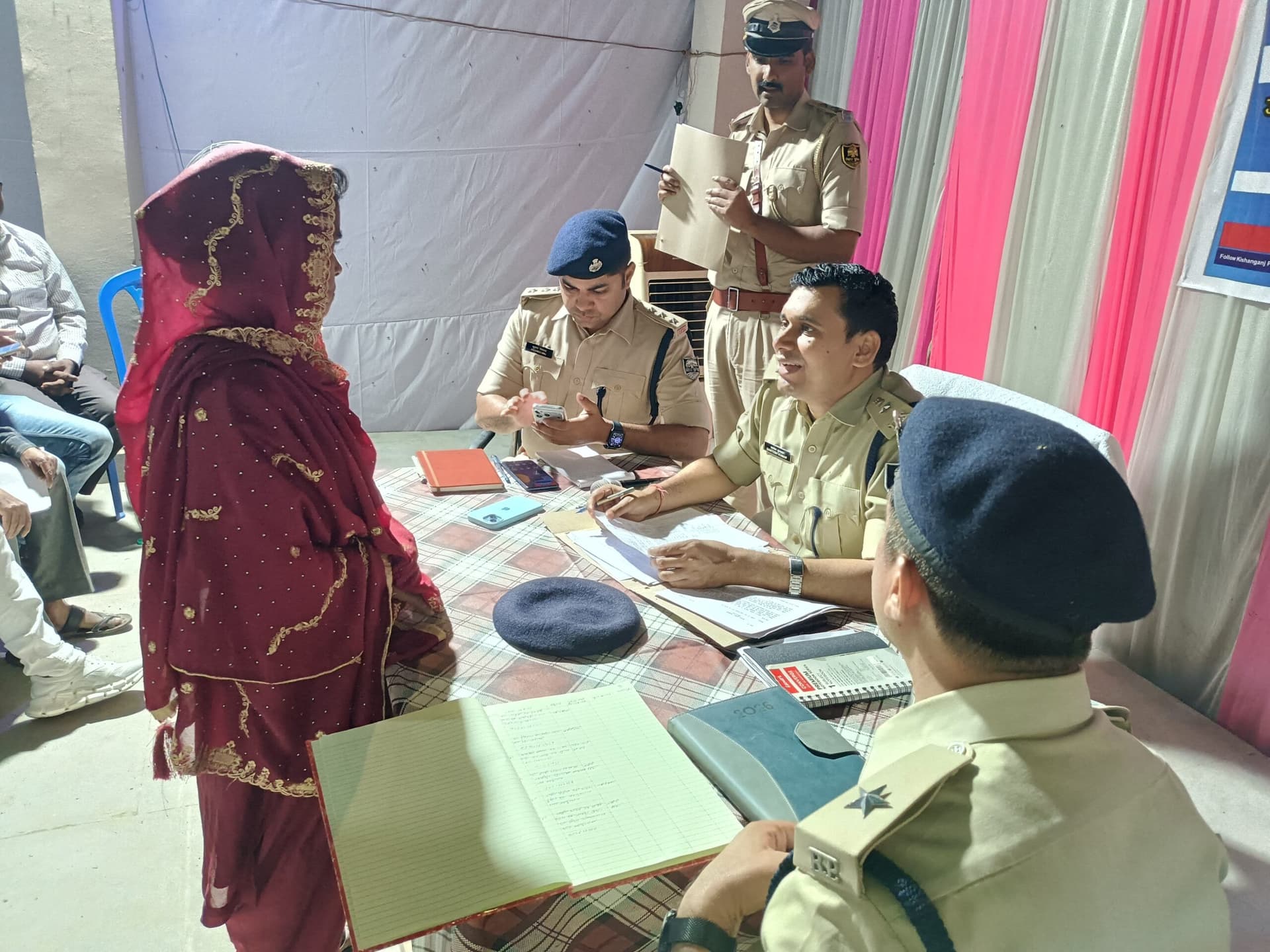 पुलिस-पब्लिक संवाद गोष्ठी में रूबरू हुए एसपी