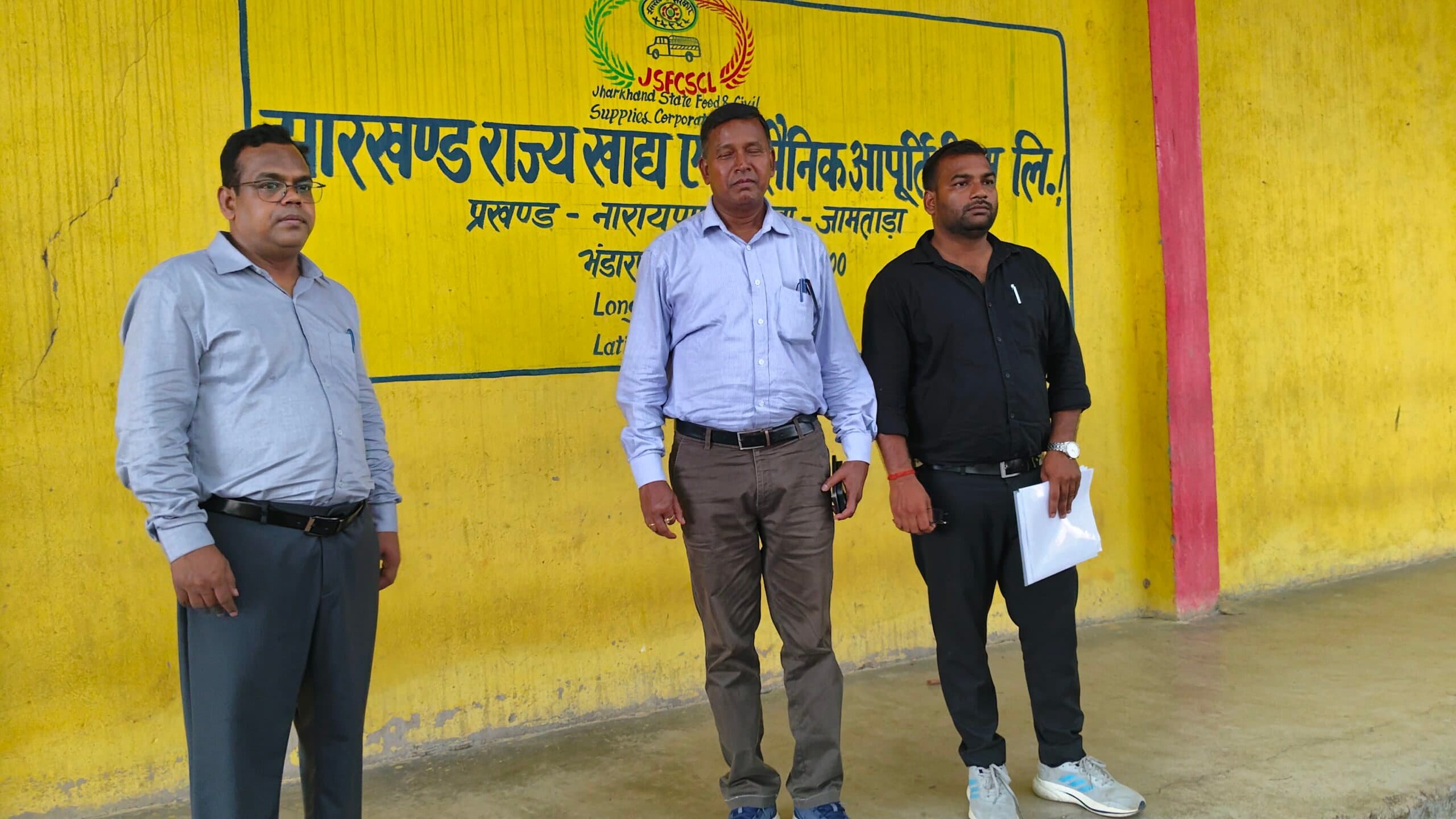 पीडीएस डीलर लाभुकों को सही मात्रा में उपलब्ध करायें खाद्यान्न : निदेशक