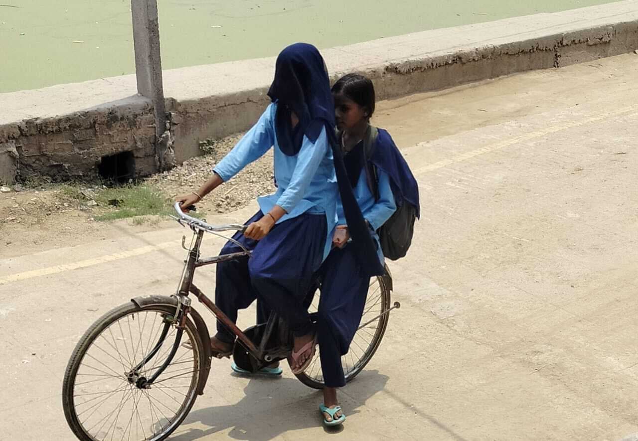 40 डिग्री तापमान से बेहाल बाराहाट, दिन चढ़ते ही सूनी हो रहीं सड़कें