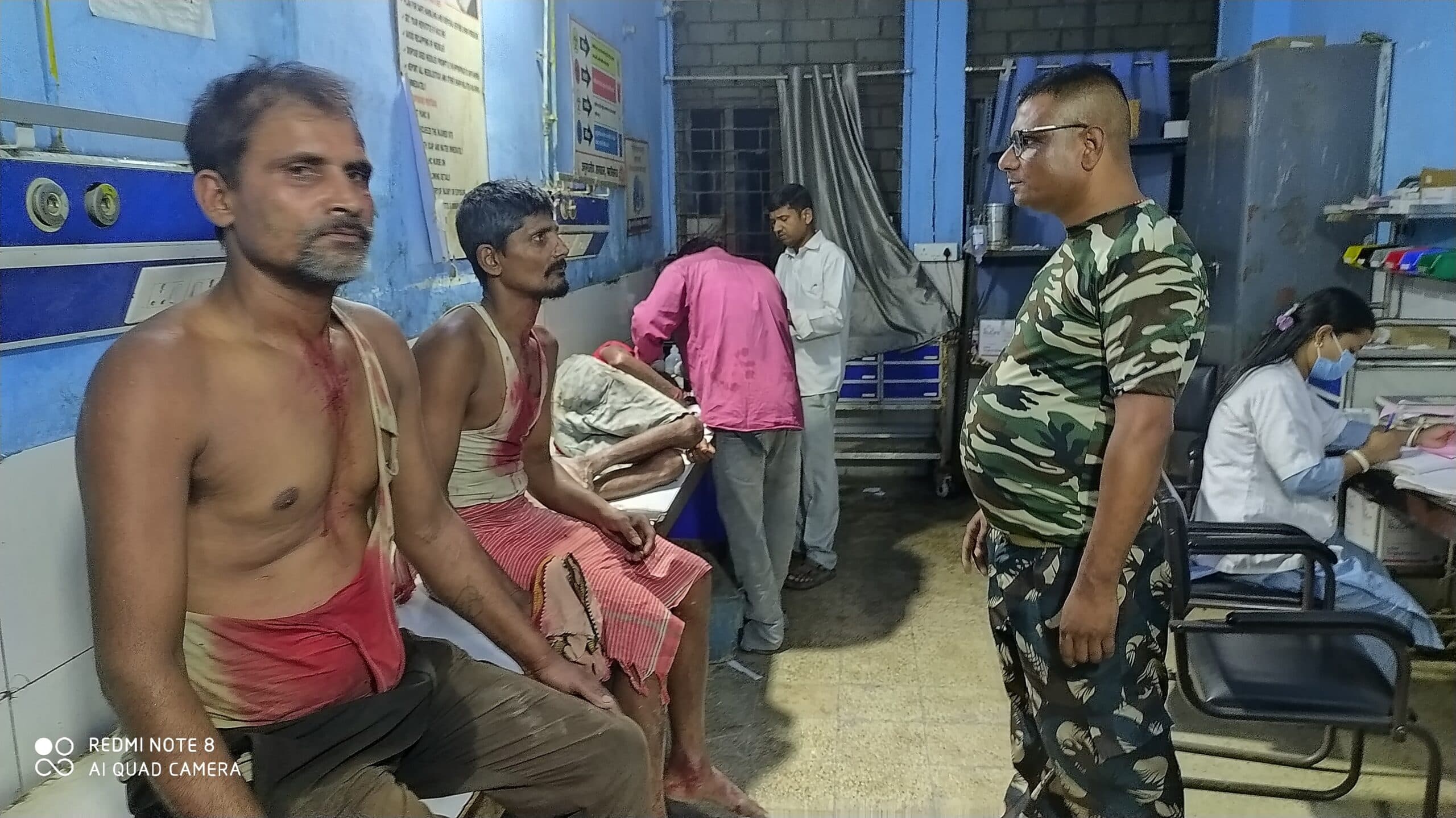 दो पक्षों में मारपीट, 10 लोग घायल
