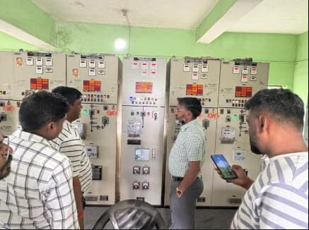 Giridih News :डीसी ने किया पावर ग्रिड व प्रभावित क्षेत्रों का निरीक्षण, सुचारू विद्युतापूर्ति का निर्देश