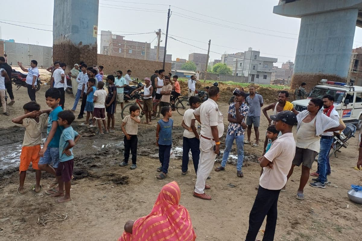 लखीसराय में बिजली तार की चपेट में आने से पांच मवेशियों की मौत, पशुपालकों का फूटा गुस्सा