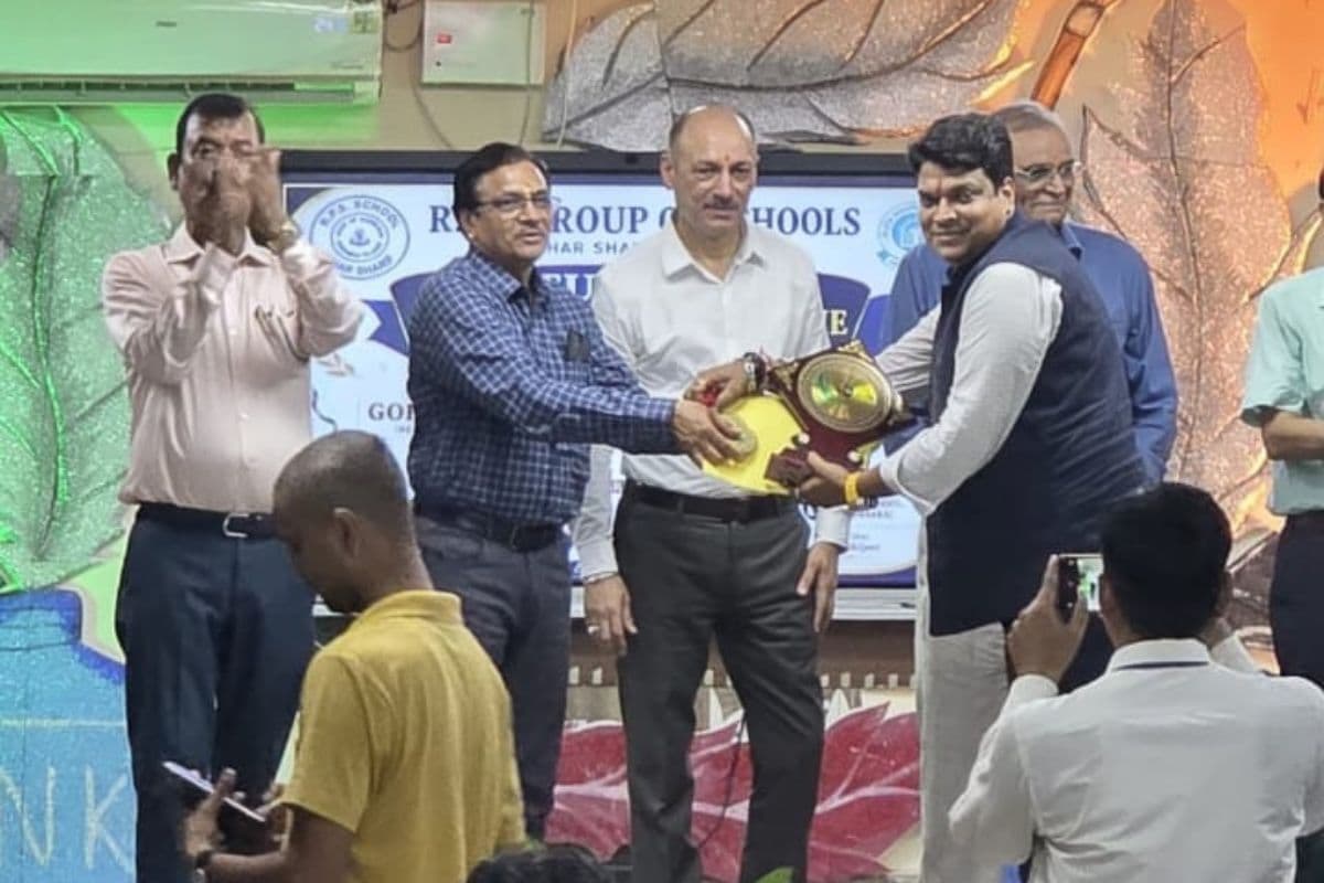 नालंदा सहोदय क्लस्टर में लखीसराय के मेधावियों को किया गया सम्मानित