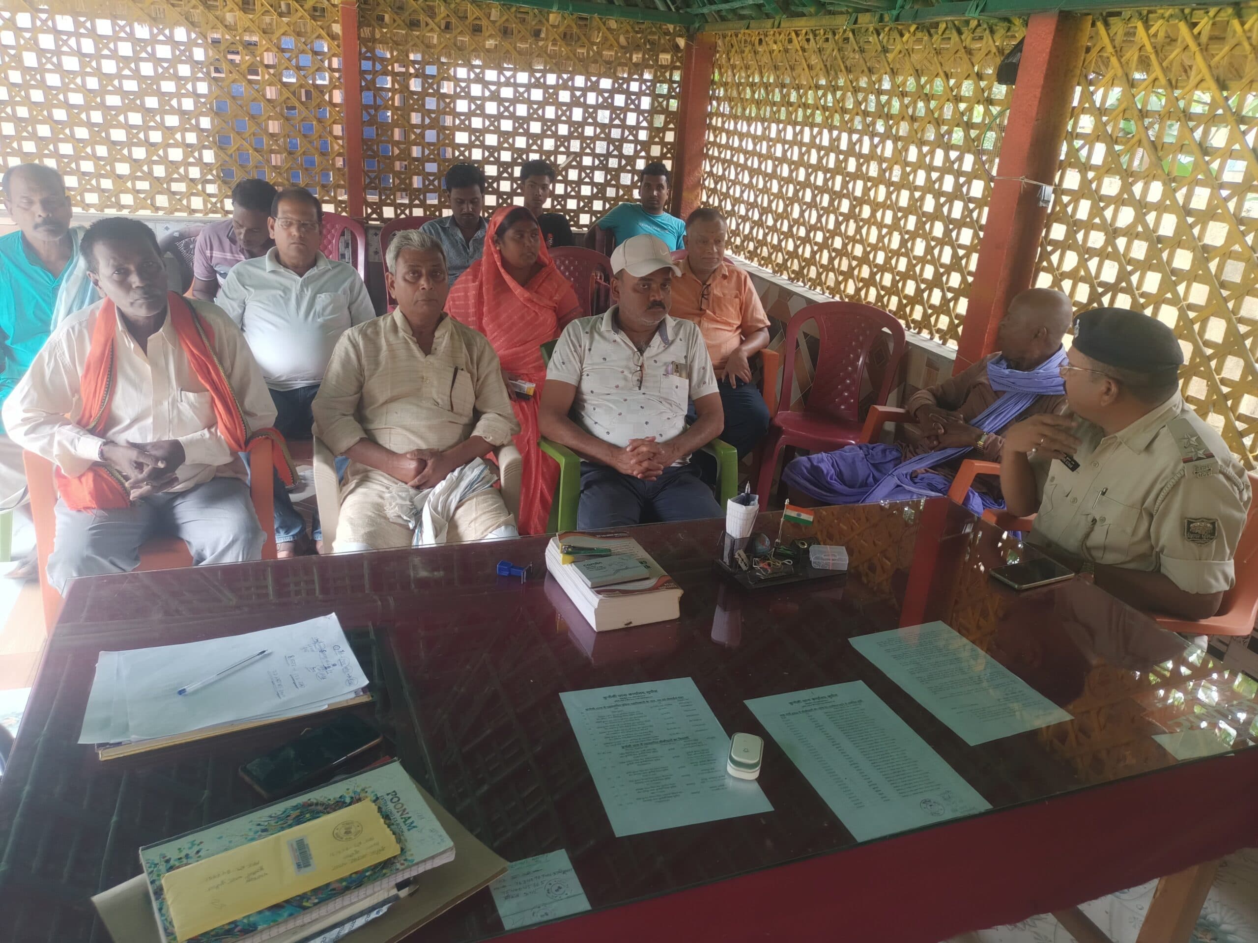 बकरीद को लेकर शांति समिति की बैठक, सौहार्दपूर्ण माहौल में पर्व मनाने की अपील