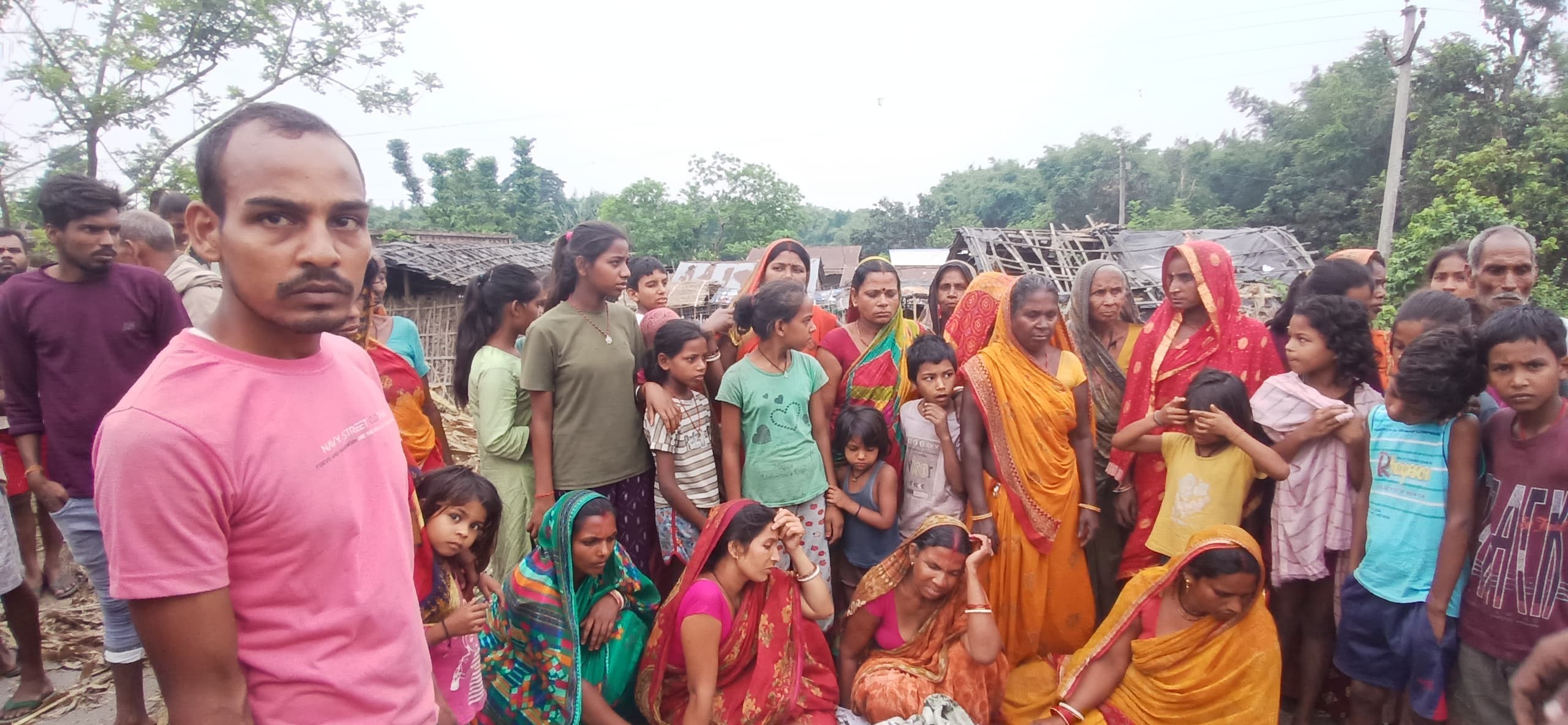 एनएच 31 समेली कबीर मठ के पास वैन से कुचल कर पशुपालक की मौत