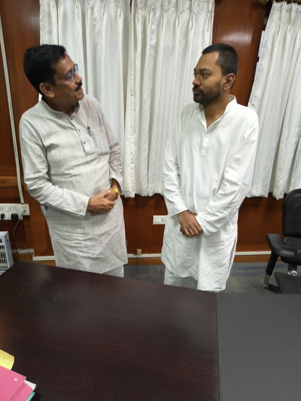 बारसोई पीएचसी में पदस्थापित बीसीएम पर कार्रवाई की मांग