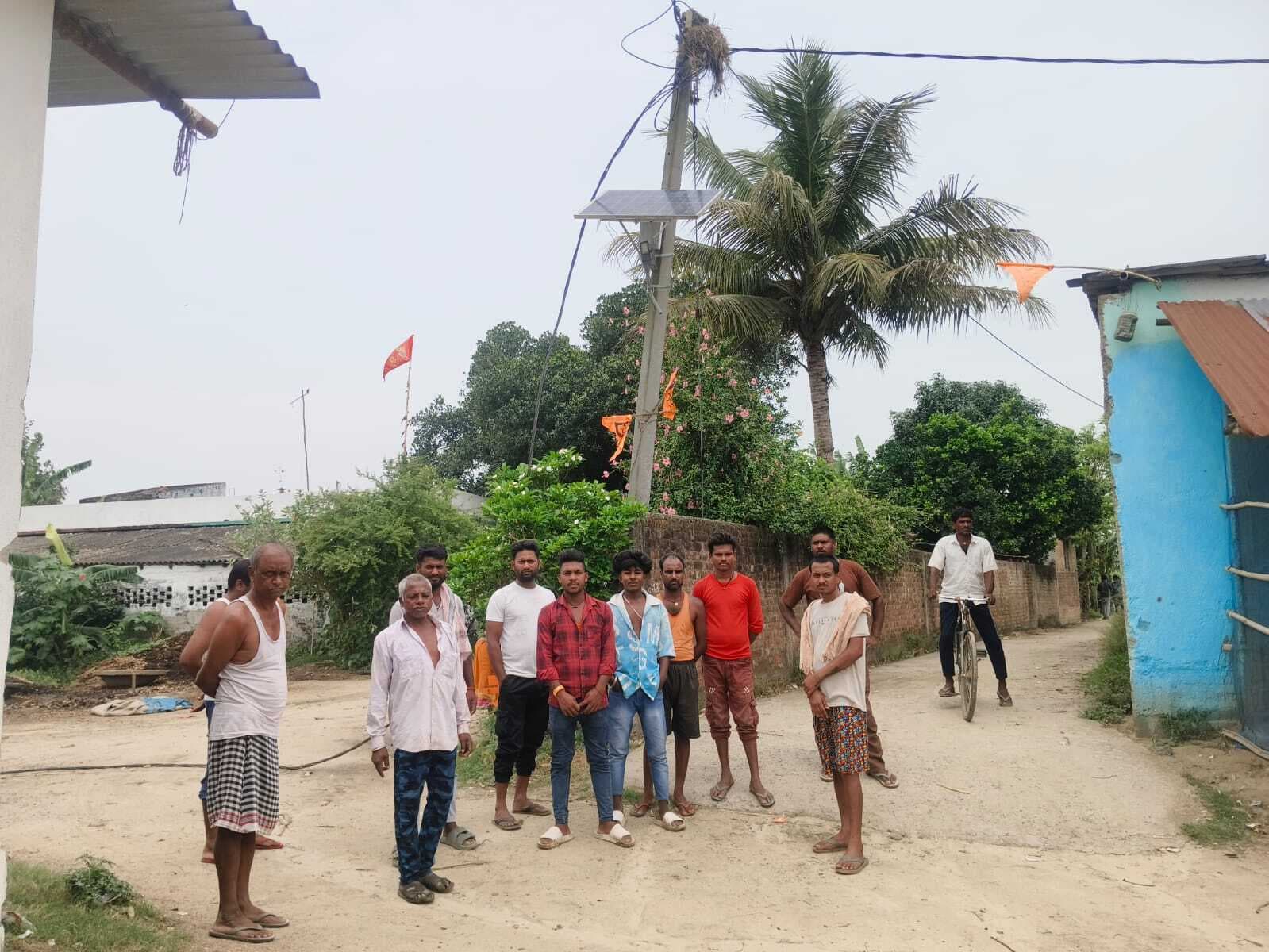 मिरचाईबाड़ी को सभी जगहों की ध्वस्त पोल व ट्रांसफार्मर किये गये मरम्मत