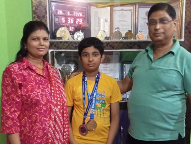 Deoghar News : कैलकुलेटर ब्वाय अंश राज ने रचा इतिहास, चार नये विश्व रिकॉर्ड बनाये