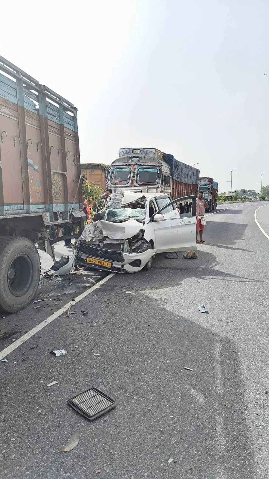 Giridih News :जीटी रोड पर सड़क हादसे में पटना के चार जख्मी