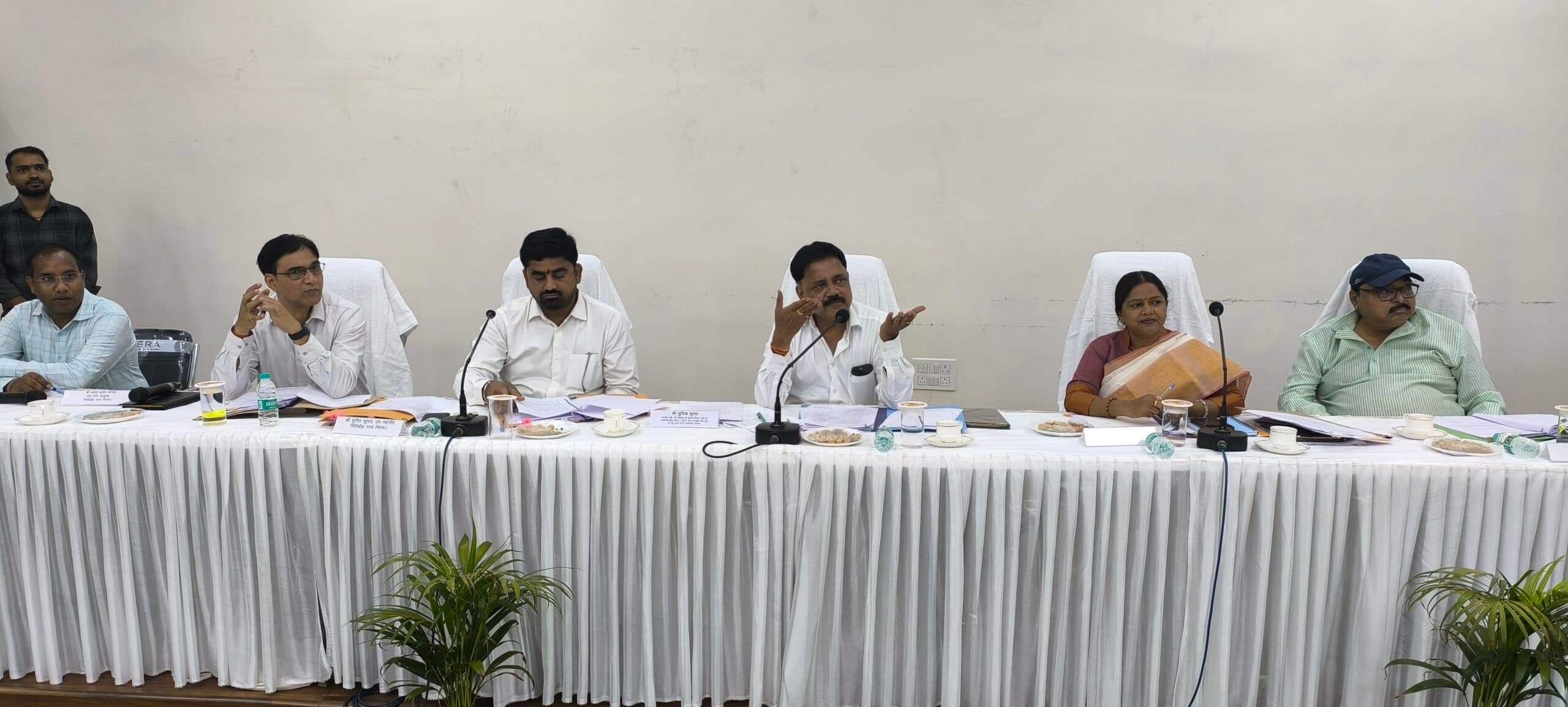Giridih News :आंतरिक आय का स्रोत बढ़ाने पर दिया गया जोर