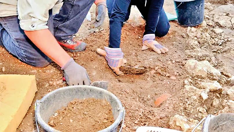 Sambalpur News: संबलपुर के पुरुनागढ़ में प्राचीन शहरी बस्ती और लौह उद्योग के मिले अवशेष
