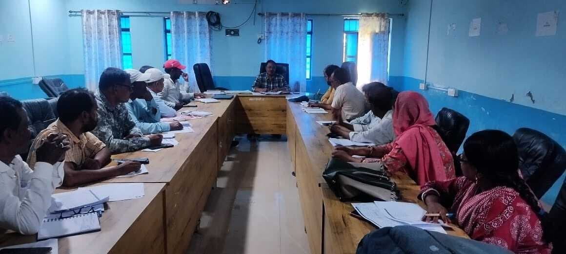 कार्यों में लापरवाही बरतने पर होगी कार्रवाई