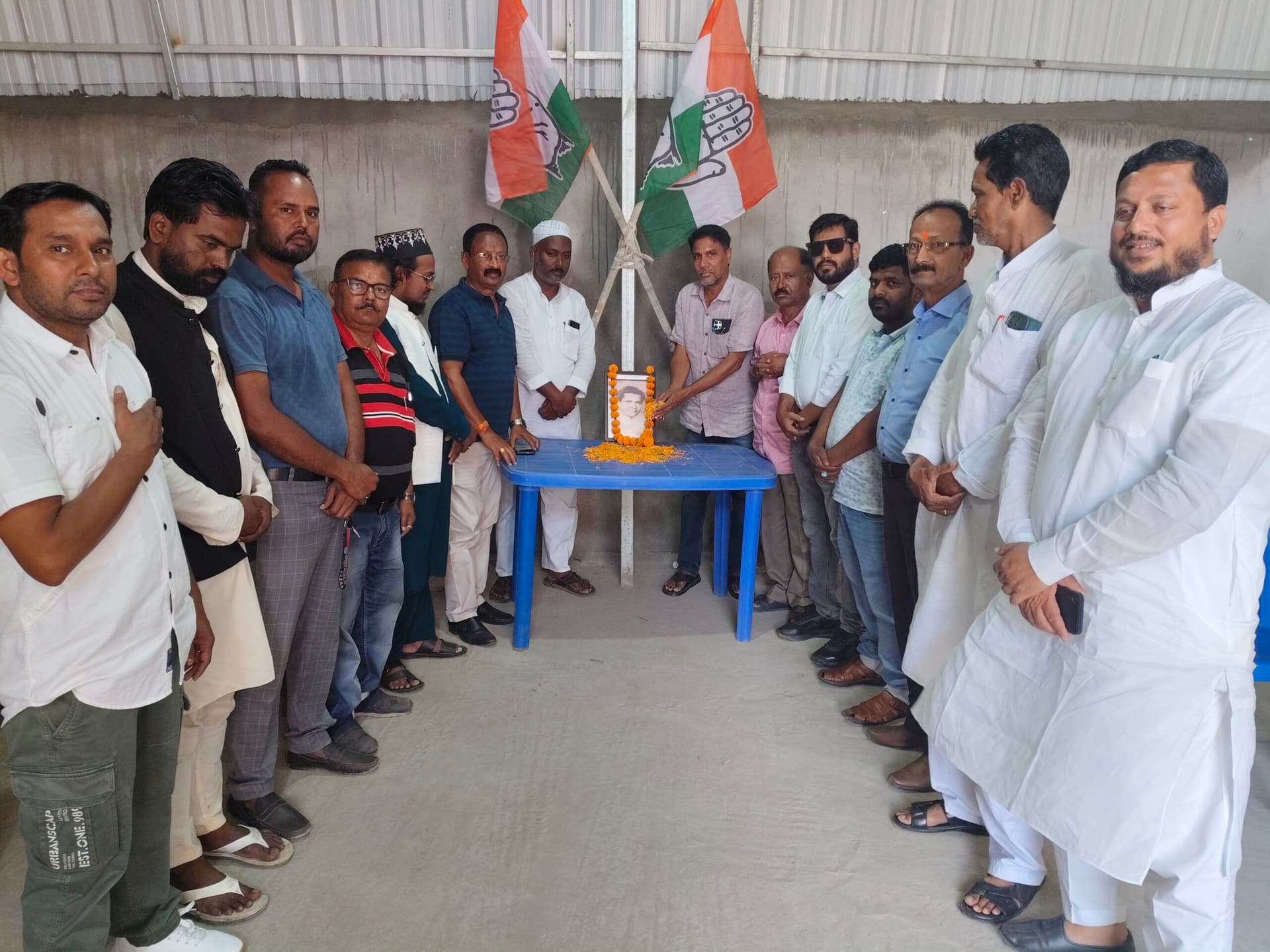 मो हुसैन आजाद की पूण्य तिथि पर कांग्रेस कार्यालय में कार्यक्रम का आयोजन, कांग्रेसियों ने दी श्रद्धांजलि