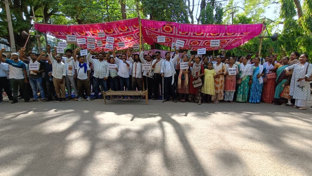 सरकारी अस्पतालों से रेफर का खेल बंद हो, आठ माह से बंद ब्लड बैंक शुरू हो