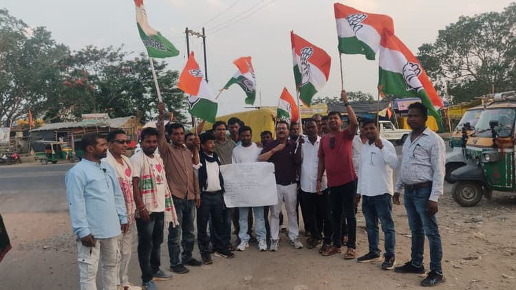 महंगाई के खिलाफ कांग्रेस का पैदल मार्च व हस्ताक्षर अभियान