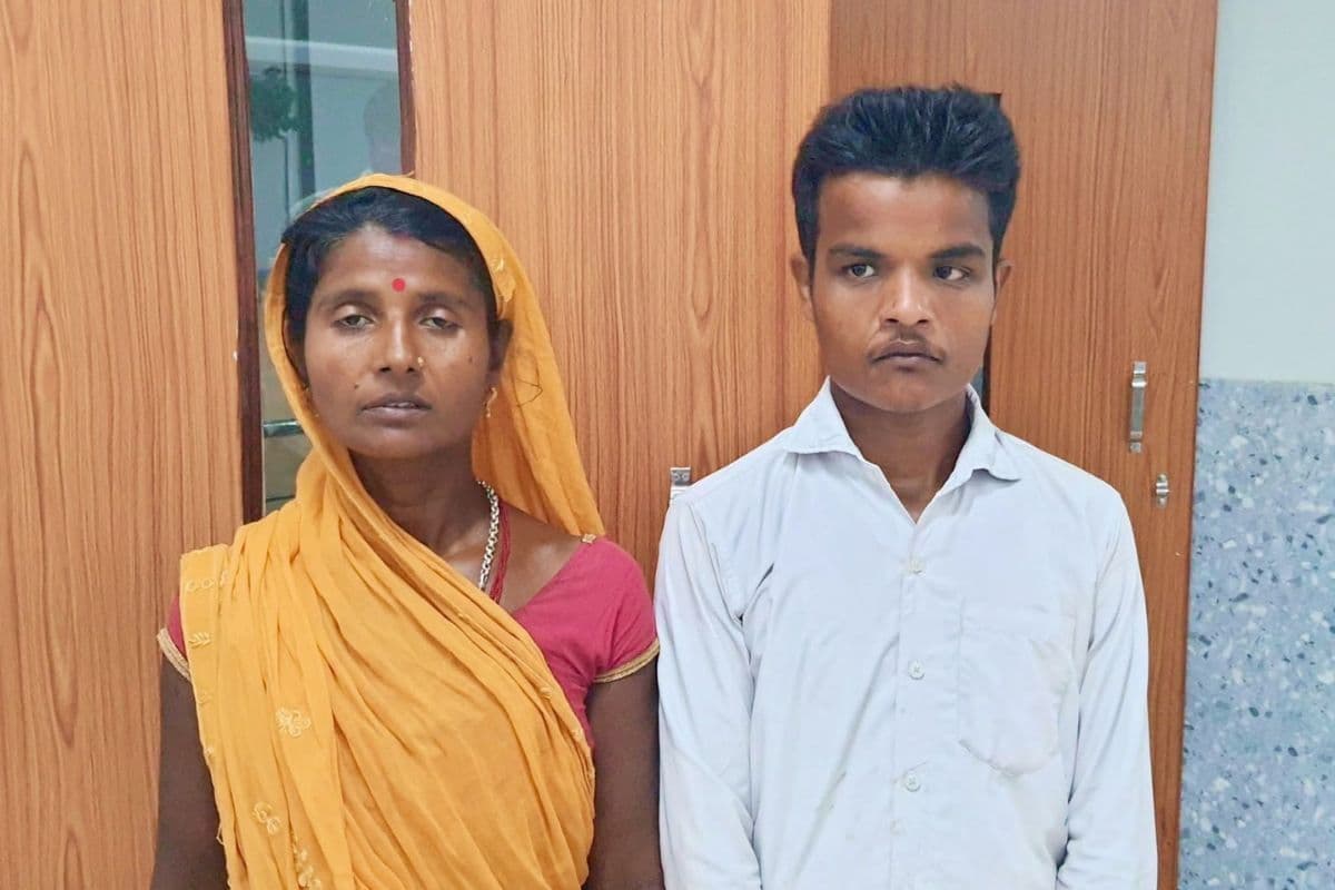 दीवार तोड़ने के विरोध पर मां-बेटे की पिटाई, थाने में मामला दर्ज