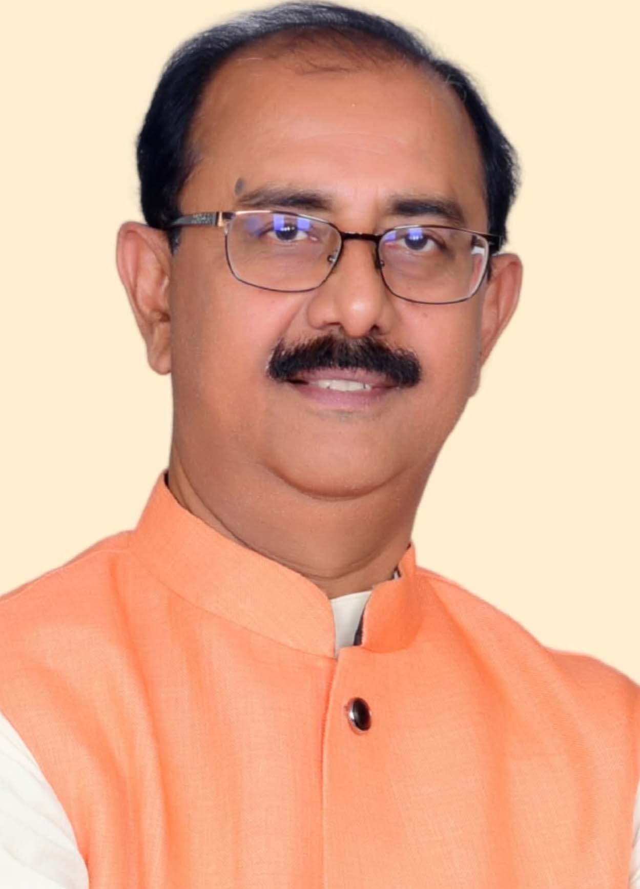 पीएम मोदी के 12 सालों में स्वास्थ्य क्षेत्र में हुए अभूतपूर्व बदलाव : डाॅ संजीव