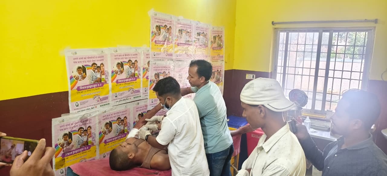 स्कूल में स्मैक पीने से किया मना तो, स्मैकर ने युवक के घर पहुंच मारी गोली