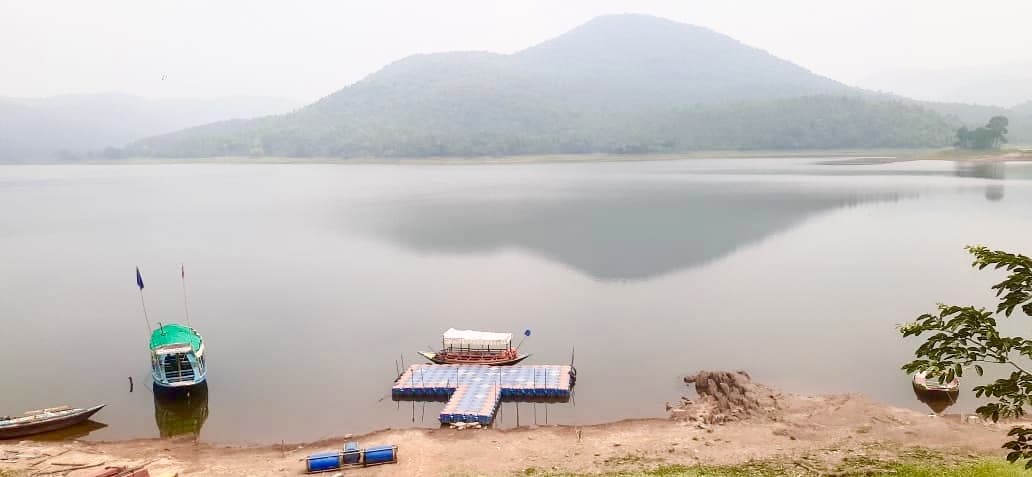 घाटशिला के जंगलों में बिछा जलस्रोतों का जाल, हाथियों व वन्यजीवों को राहत