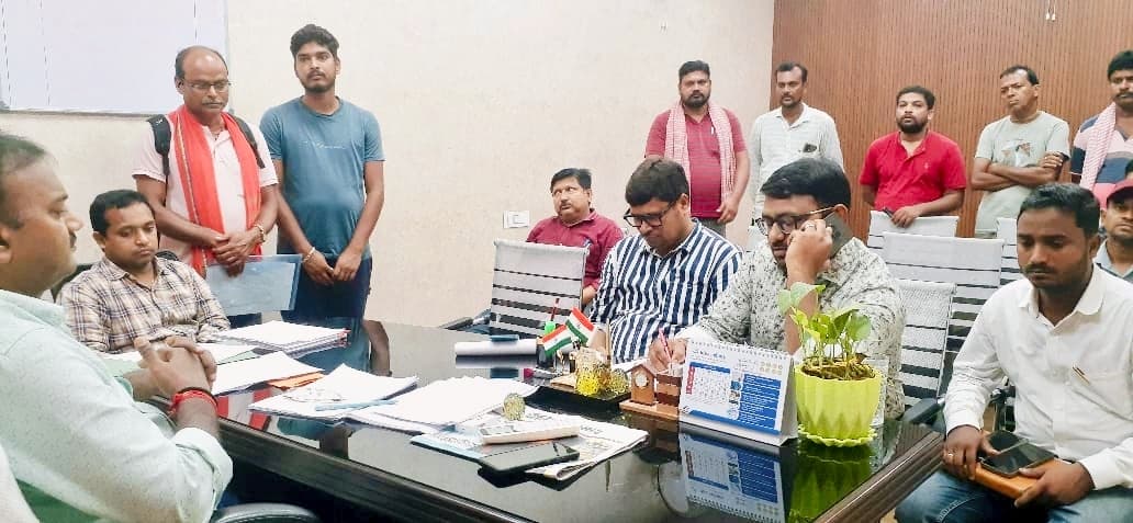 जगन्नाथपुर सब स्टेशन में बिजली कर्मियों से मारपीट करने वालों पर होगी प्राथमिकी