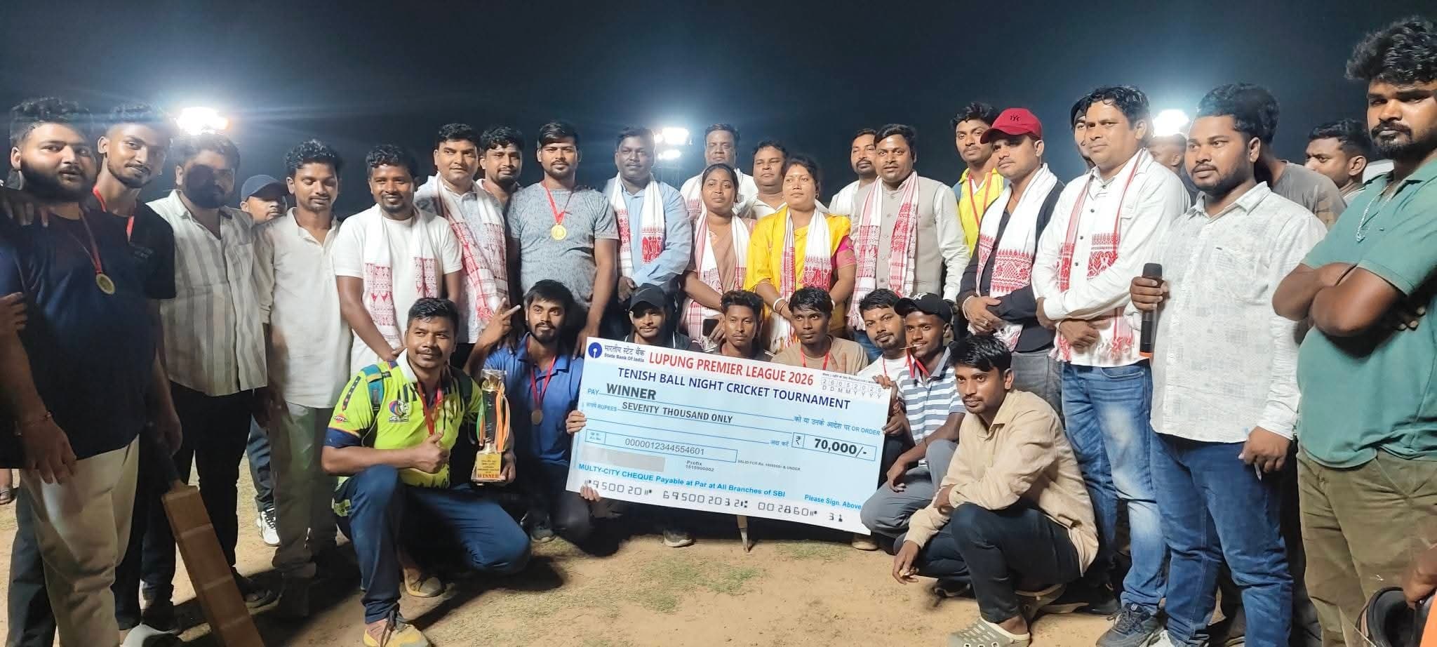 लुपुंग प्रीमियर लीग: रोमांचक सुपर ओवर में महिलौंग बना चैंपियन