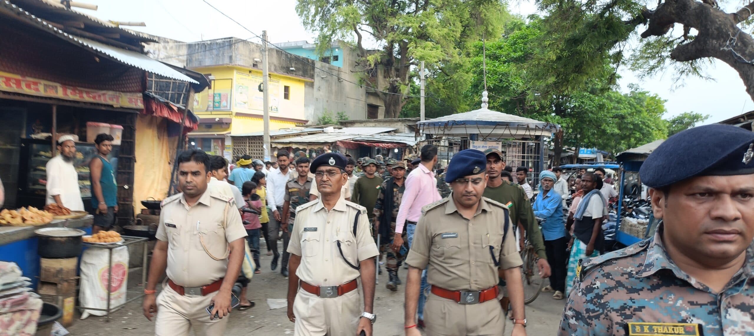 बकरीद को लेकर बसंतराय में पुलिस का फ्लैग मार्च
