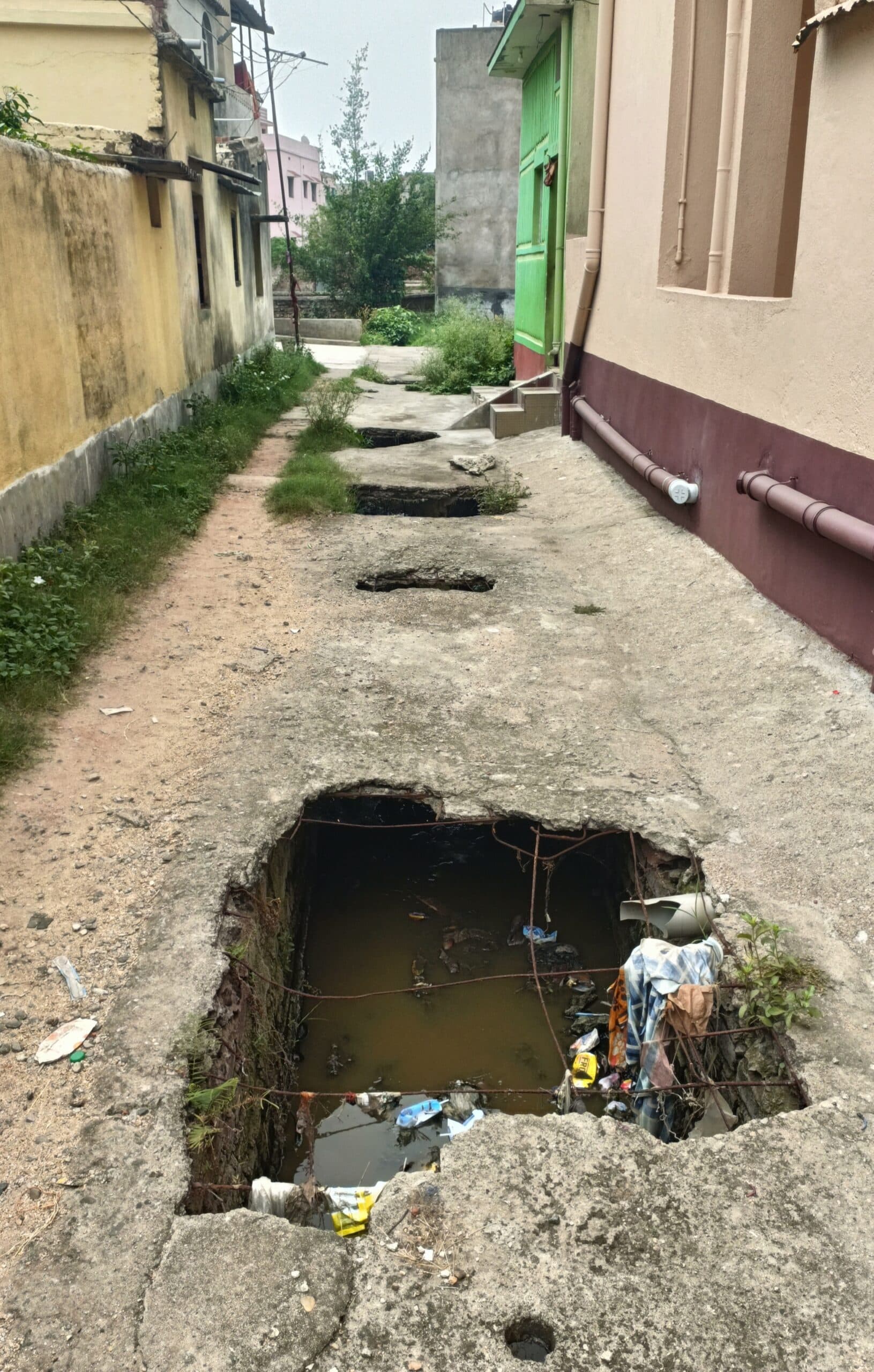 Bokaro News : खुला नाला दे रहा दुर्घटना को आमंत्रण