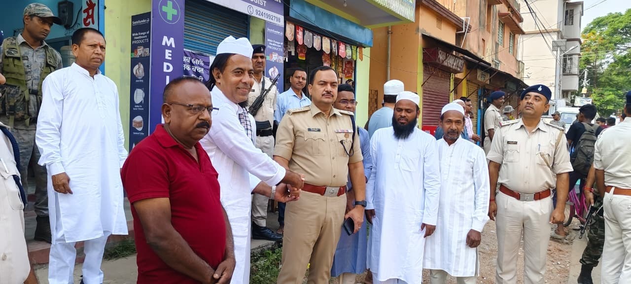 मुस्लिम धर्मावलंबियों ने त्याग, समर्पण और भाईचारे का दिया संदेश