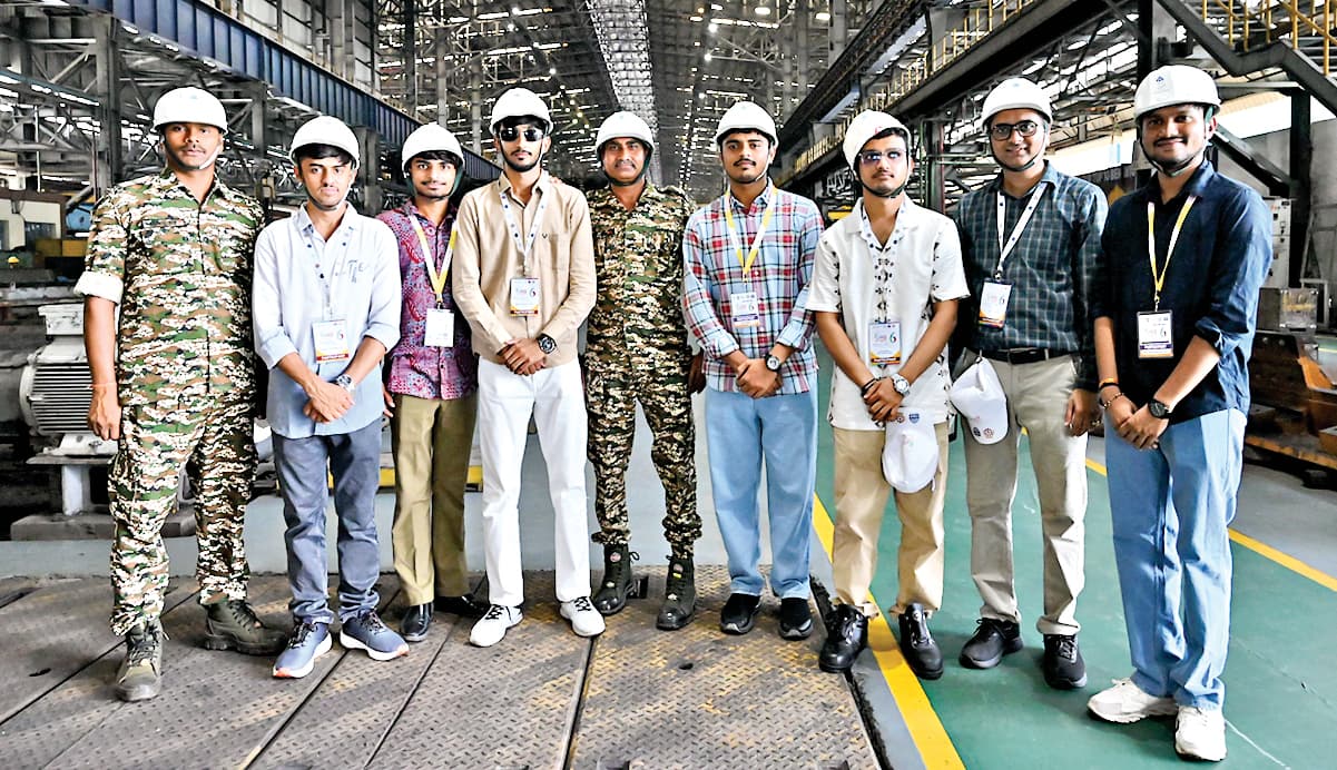Rourkela News:  गुजरात के प्रतिनिधियों ने इस्पात निर्माण प्रक्रिया और आधुनिकीकरण पहलों के बारे में जाना