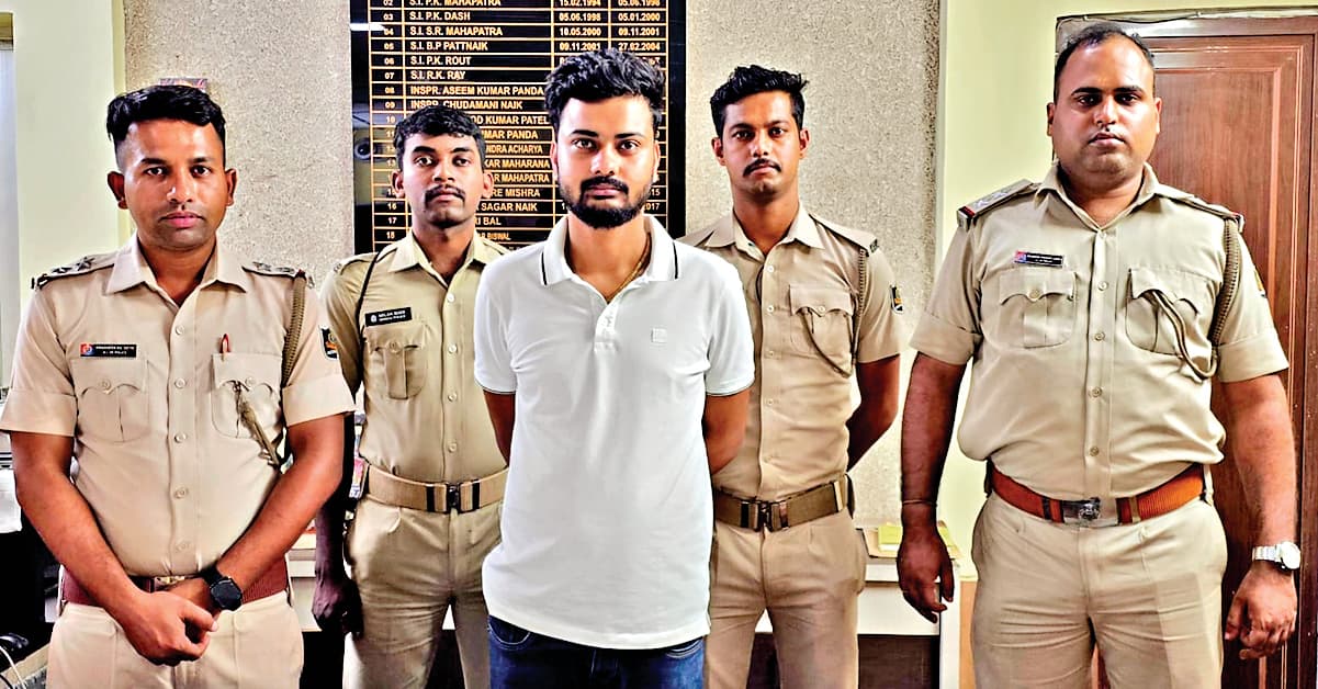 Jharsuguda News: हथियार दिखाकर ट्रक चालकों से करता था लूटपाट, पुलिस ने गिरफ्तार कर भेजा जेल