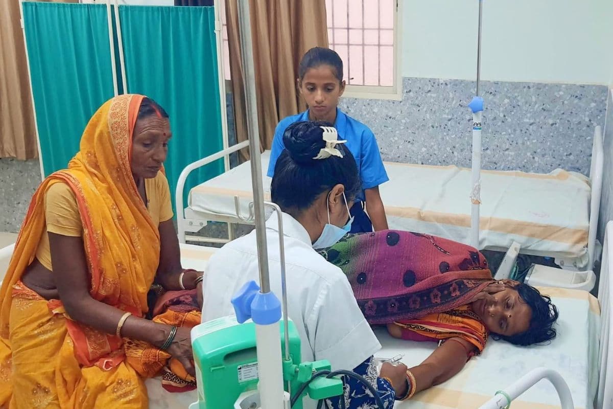उमस भरी गर्मी में बढ़ा डायरिया का खतरा, कटोरिया में महिला की हालत गंभीर, सीएचसी में भर्ती