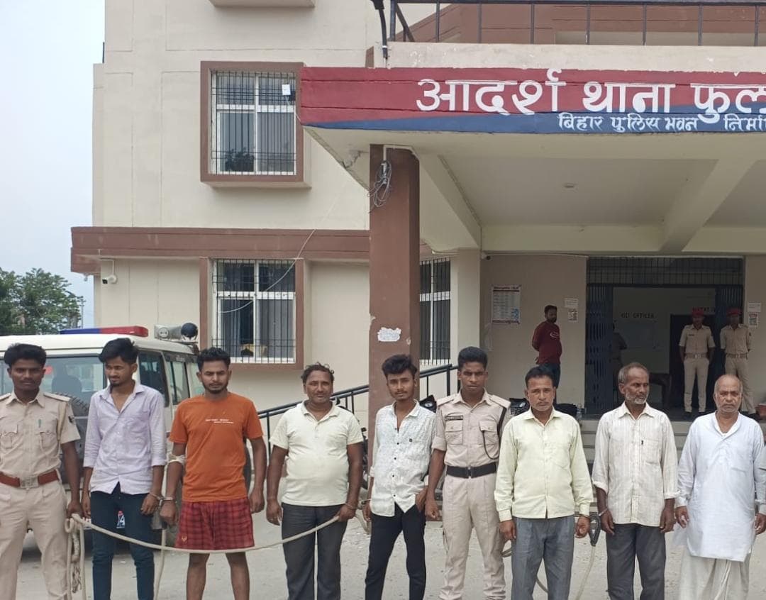 मारपीट में छह लोग घायल, सात गिरफ्तार
