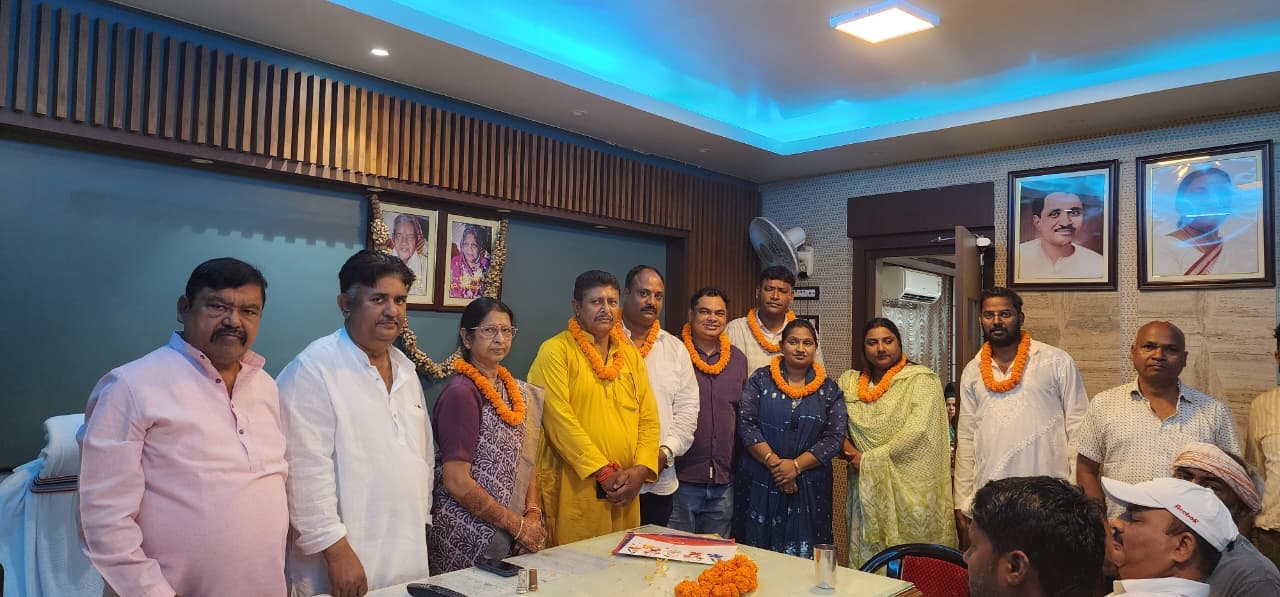 सशक्त स्थायी समिति के नवनिर्वाचित सदस्यों को मेयर ने दी बधाई