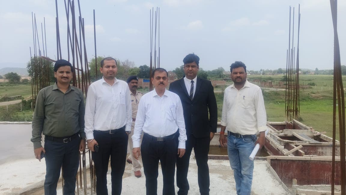 निर्माण कार्य में गुणवत्ता व समय सीमा का रखें ध्यान