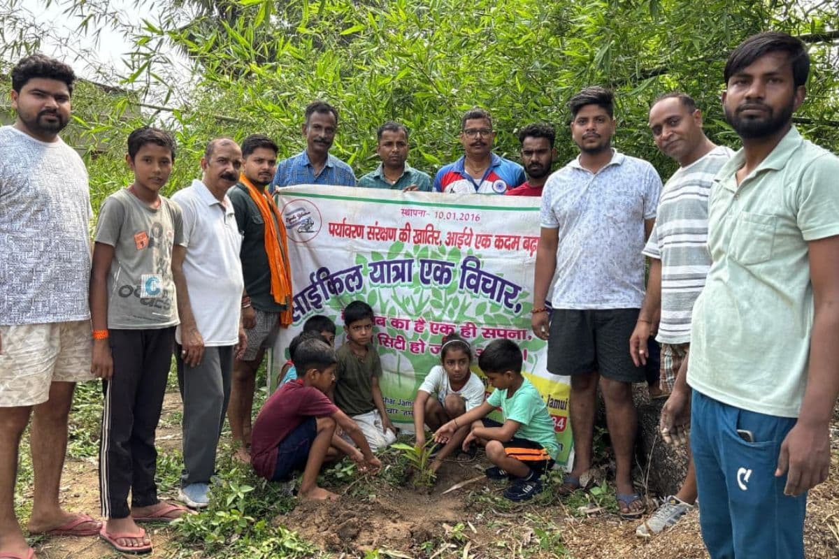 जमुई में हरियाली बचाने की मुहिम में जुटा साइकिल यात्रा मंच