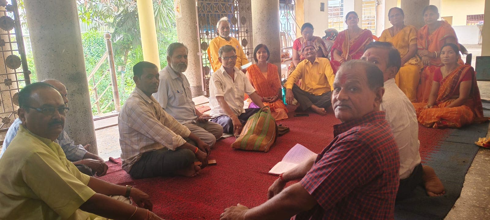 गायत्री शक्तिपीठ की बैठक में महत्वपूर्ण निर्णय, पांच जून को होगा दीप यज्ञ व सत्संग