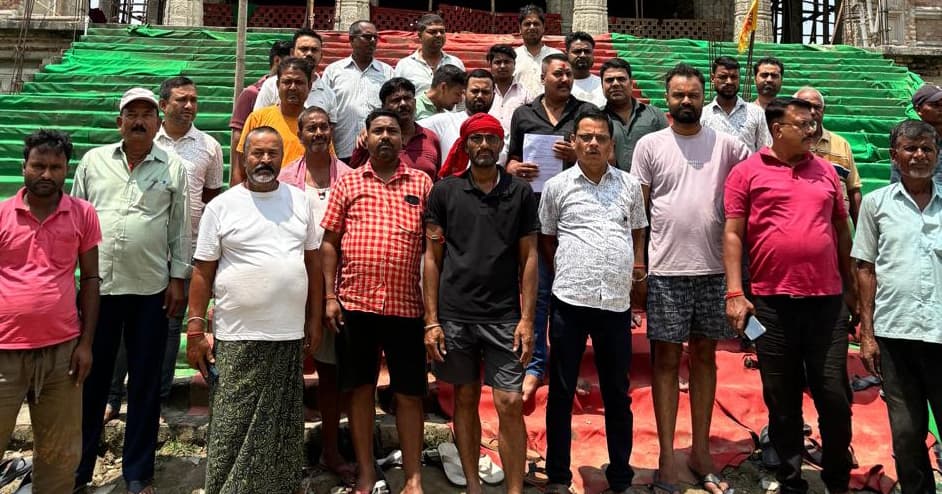 बिजली समस्या को लेकर पीएम व सीएम को 21 सूत्री महा मांगपत्र को चलाया हस्ताक्षर अभियान