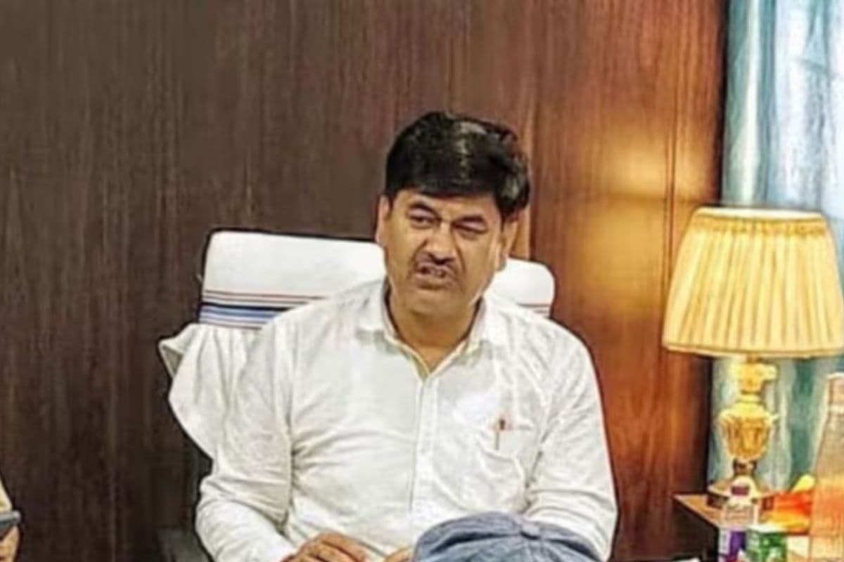गढ़वा में अवैध बालू परिवहन पर एसडीएम सख्त, खनन विभाग को कार्रवाई का निर्देश