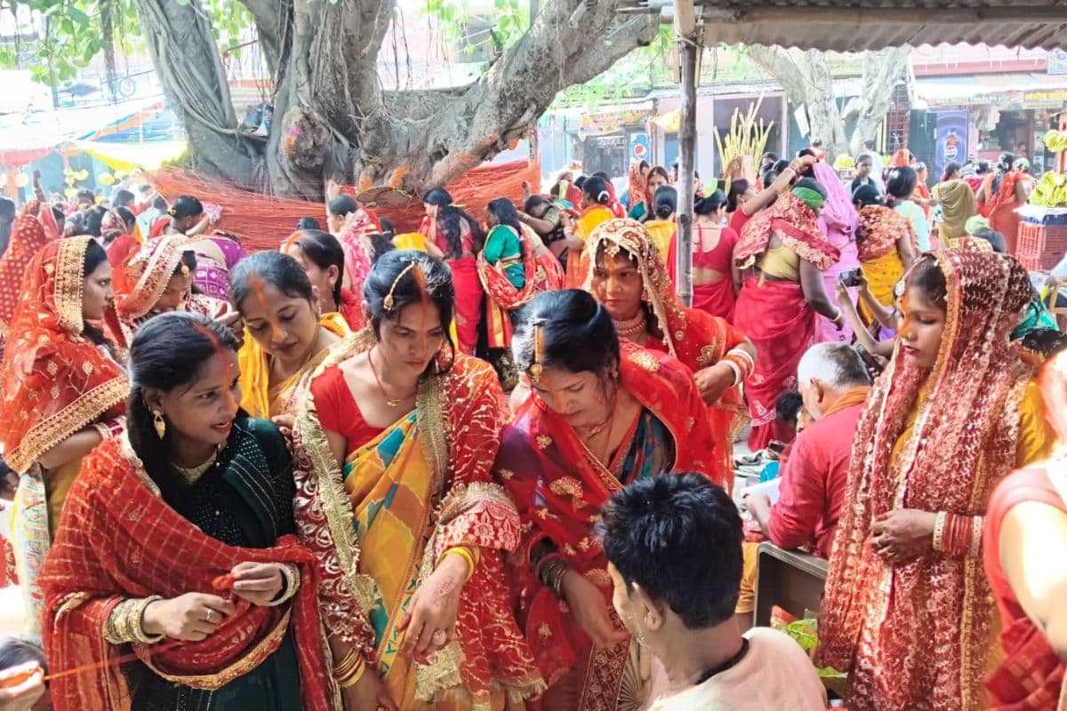 गया न्यूज: श्रद्धा और उत्साह के साथ मनायी गयी वट सावित्री पूजा